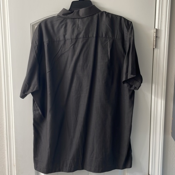 Van Heusen Button down XL - Picture 4 of 4